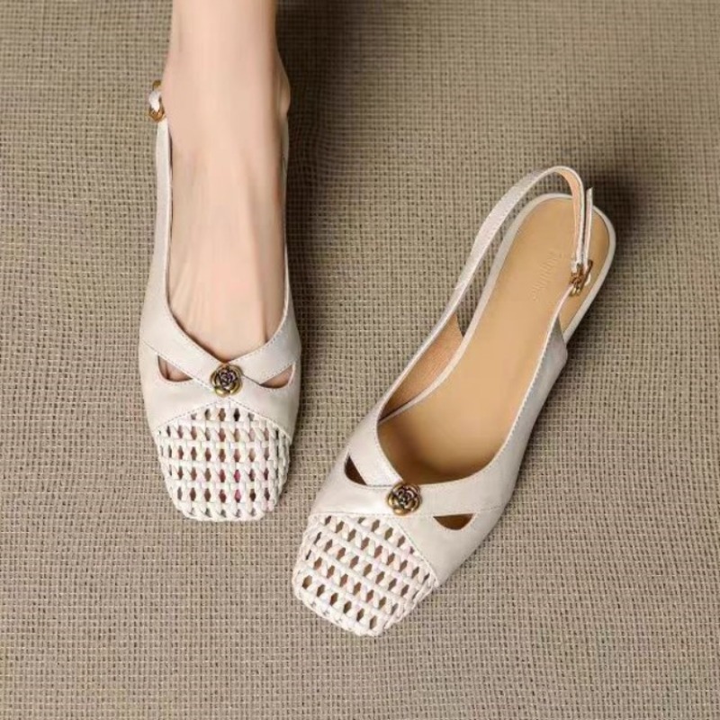 Embroidery Flat Shoes - Kadın Fransız tarzı kapalı burunlu sandaletler,