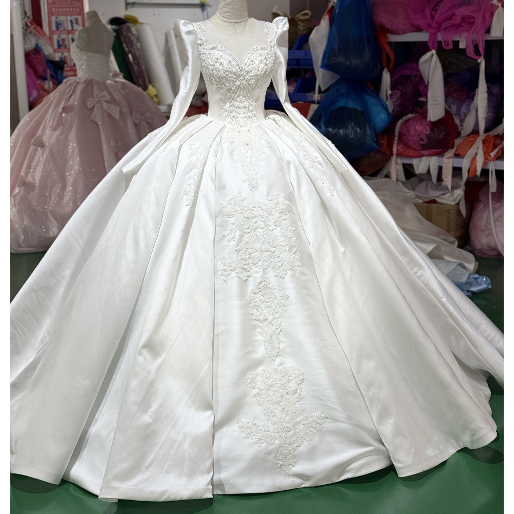 Embroidery White Dress - Saf Beyaz Uzun Kollu Dantelli Gelinlik,