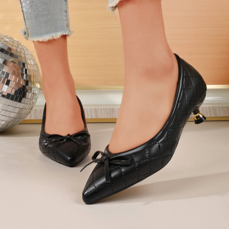 Vintage Kadın Sivri Burunlu Fi - Embroidery Flat Shoes incelemesi ve fiyatı