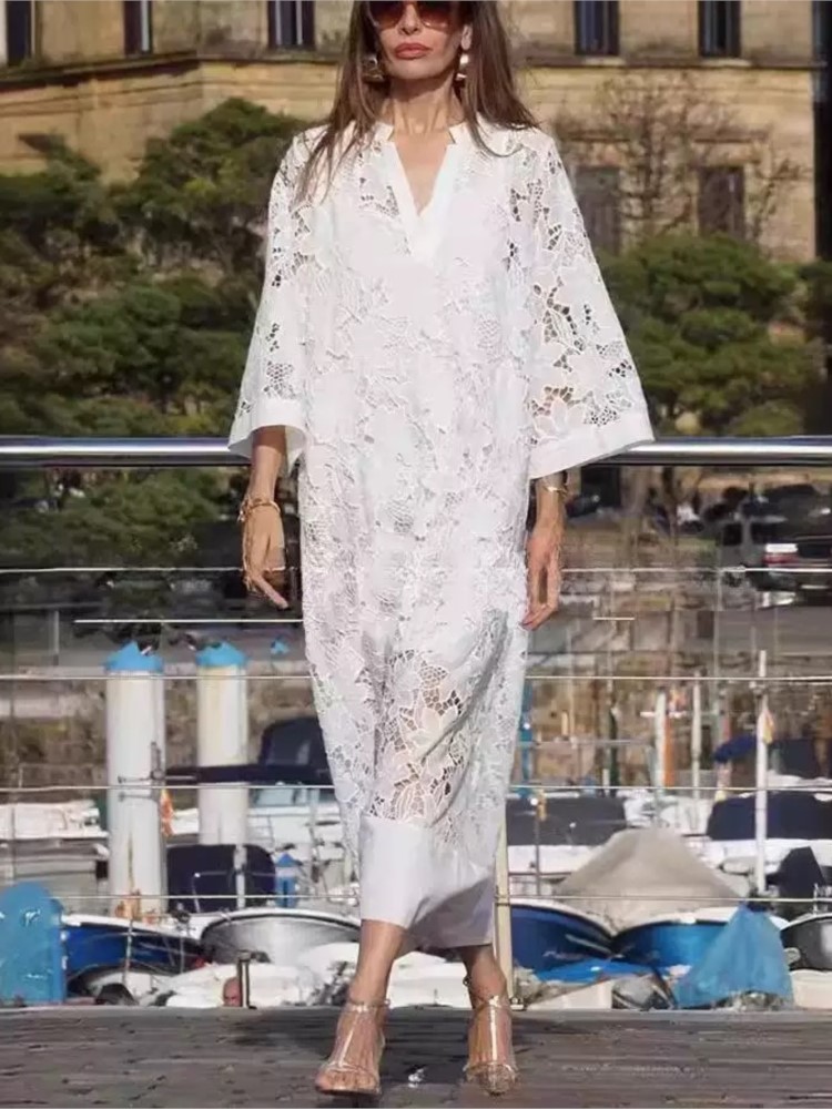 Beyaz İşlemeli Dantel Elbise K - Embroidery White Dress incelemesi ve fiyatı