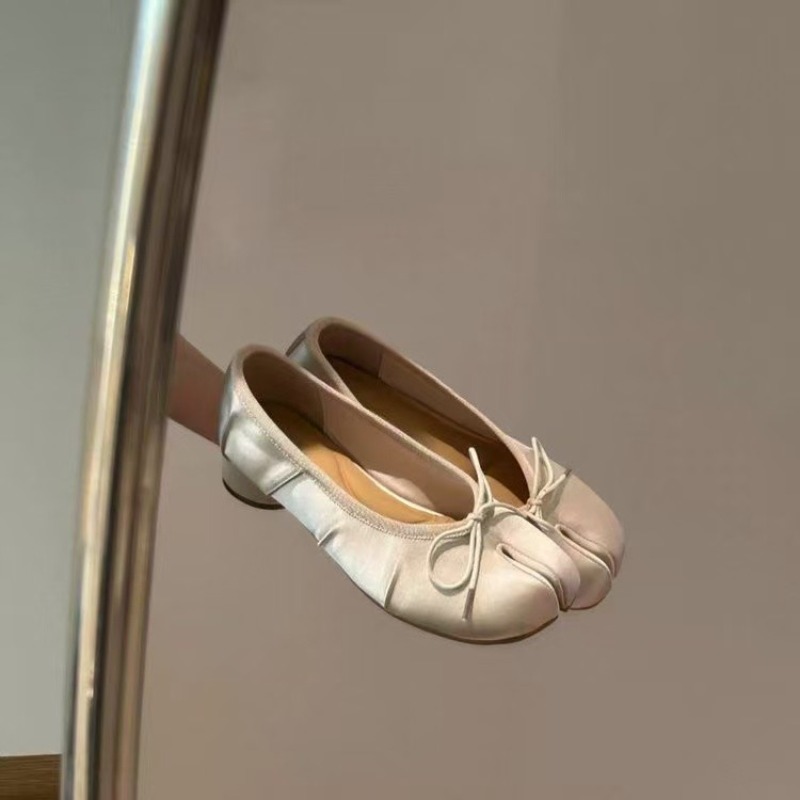 Sweet Bow Kadın İlkbahar 2026  - Embroidery Flat Shoes incelemesi ve fiyatı