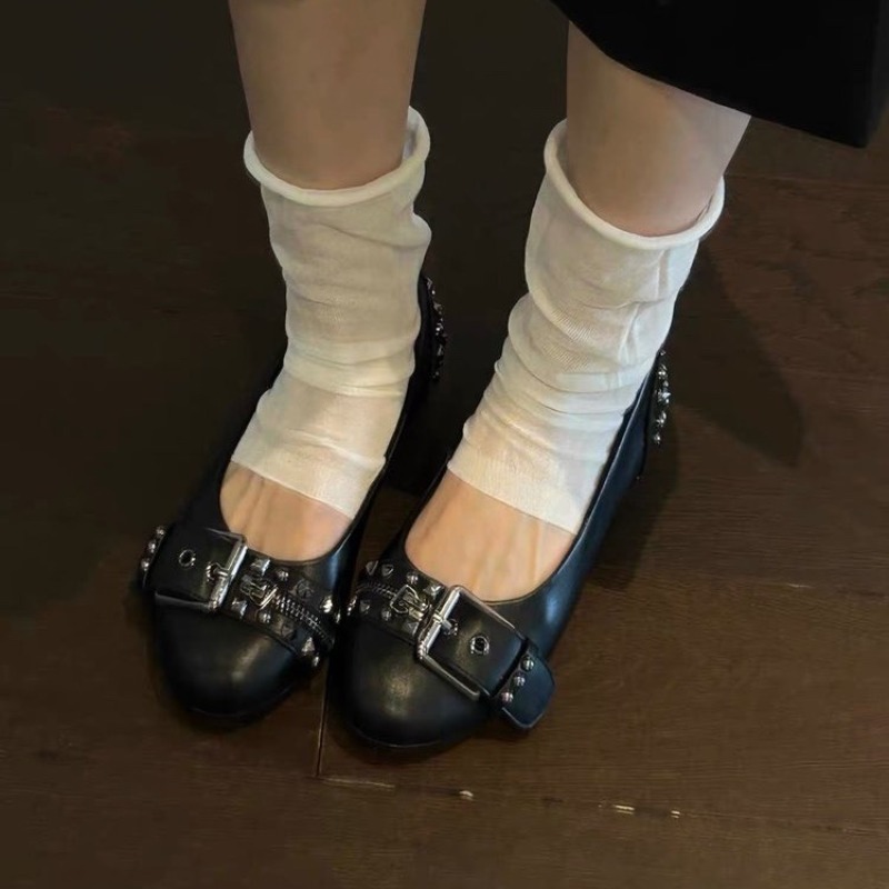Bolt Yuvarlak Başlı Tek Ayakka - Embroidery Flat Shoes incelemesi ve fiyatı